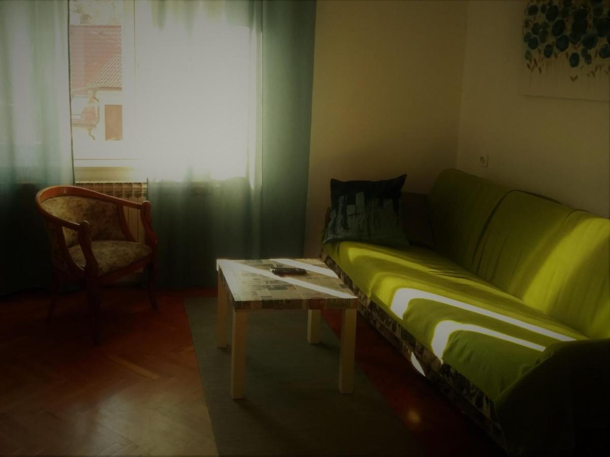 Two Flowers Apartments ซาเกร็บ ภายนอก รูปภาพ