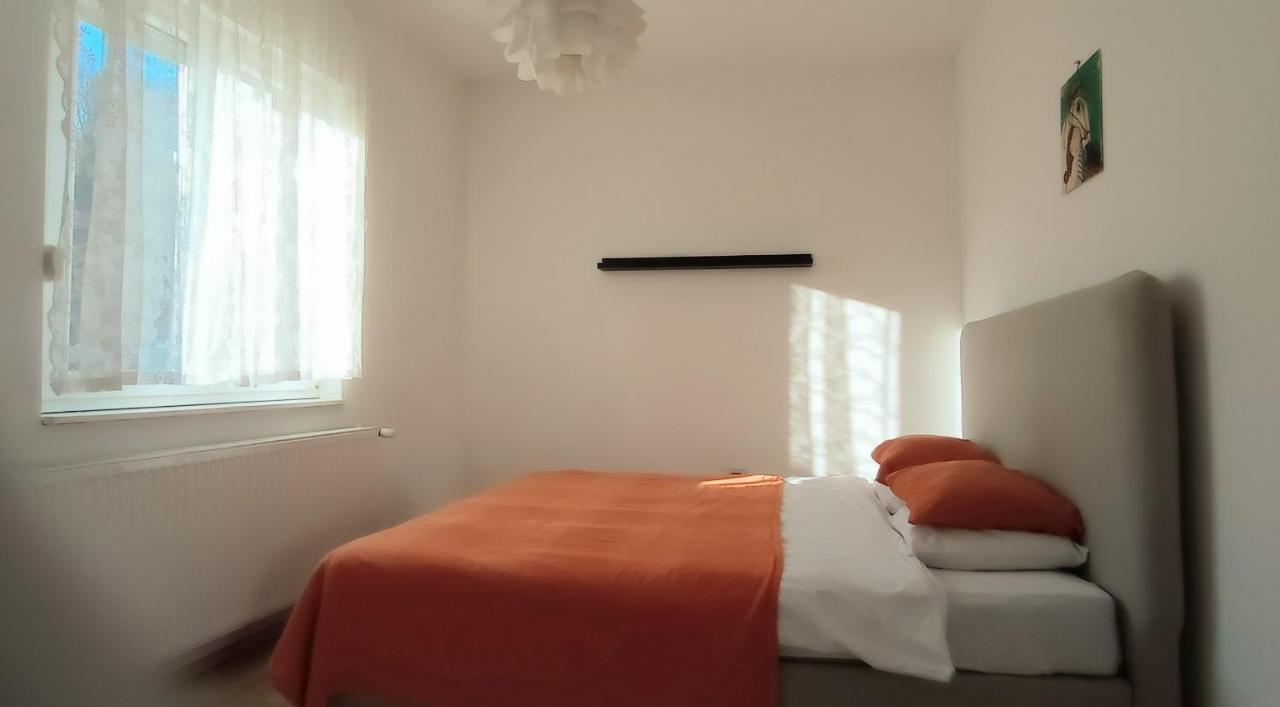 Two Flowers Apartments ซาเกร็บ ภายนอก รูปภาพ