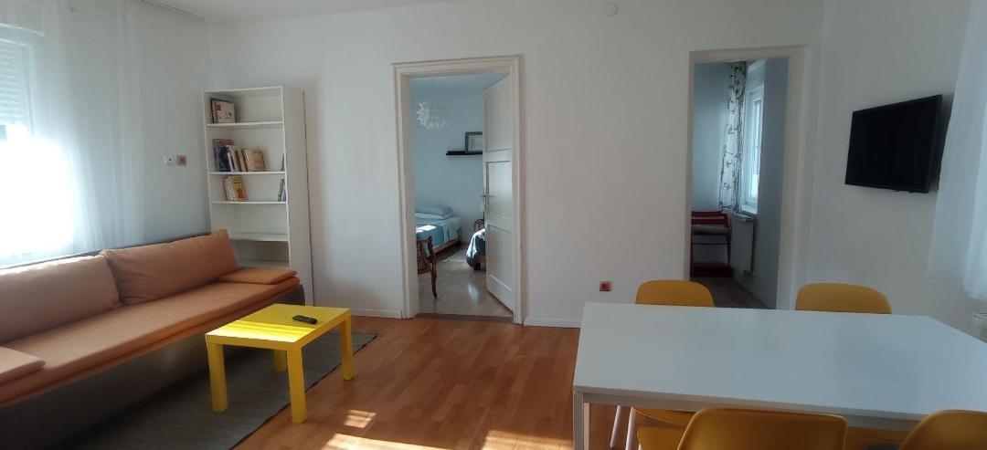 Two Flowers Apartments ซาเกร็บ ภายนอก รูปภาพ
